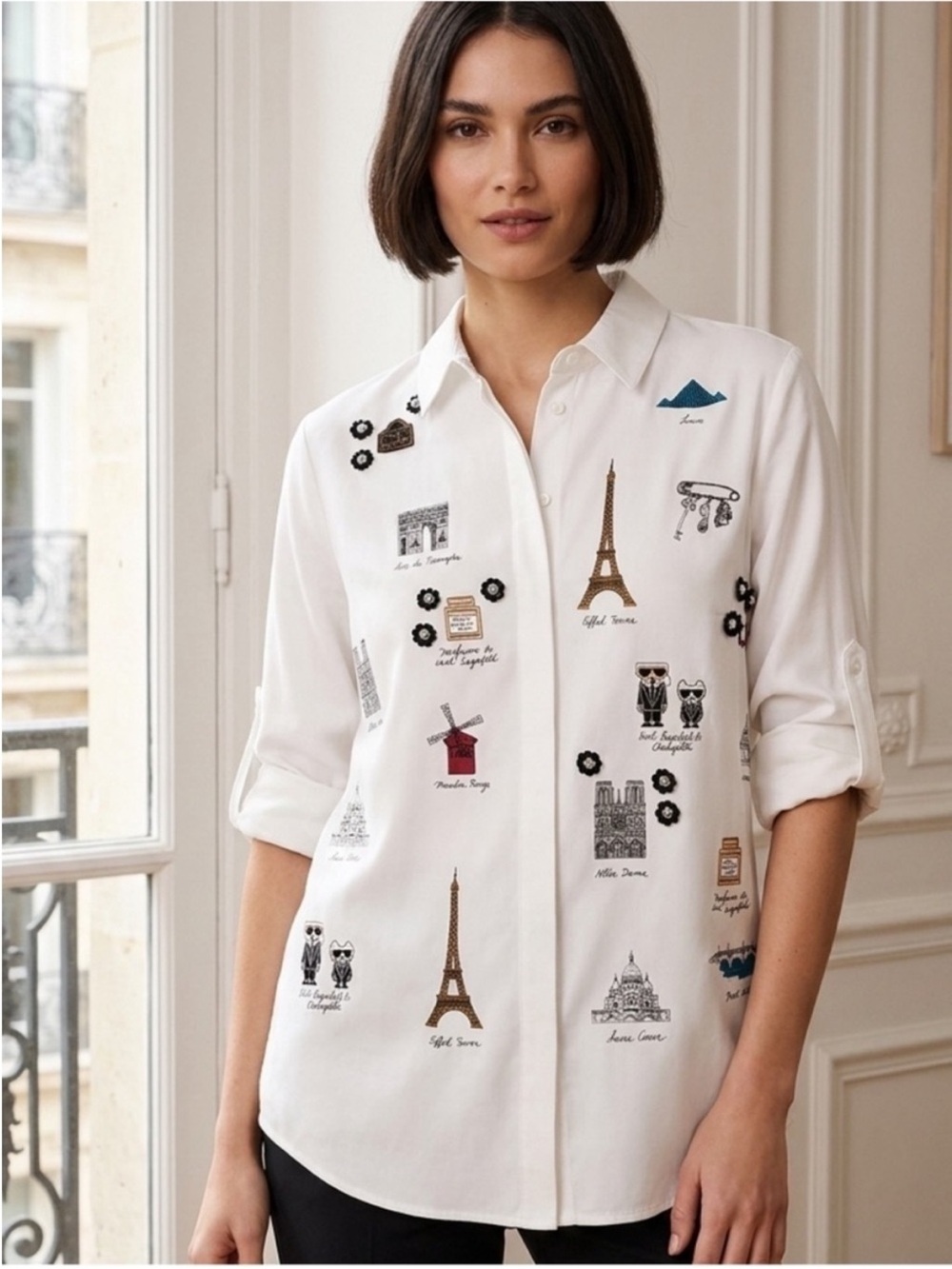 Karl Lagerfeld Paris Whimsical
Paris Landmark & Choupette
Blouse 3D Flowers